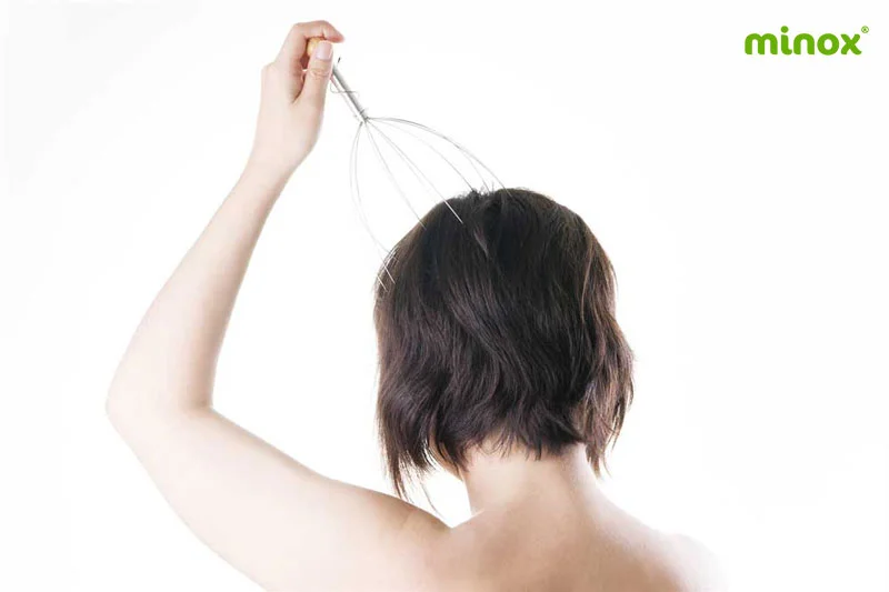 Massage da đầu “đúng chuẩn” giúp thư giãn và góp phần giảm rụng tóc