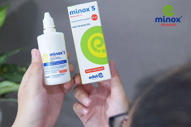 Dung dịch mọc tóc Minox 5 chứa hoạt chất Minoxidil dùng trong điều trị hói đầu nam và nữ, kiểu rụng tóc androgenic