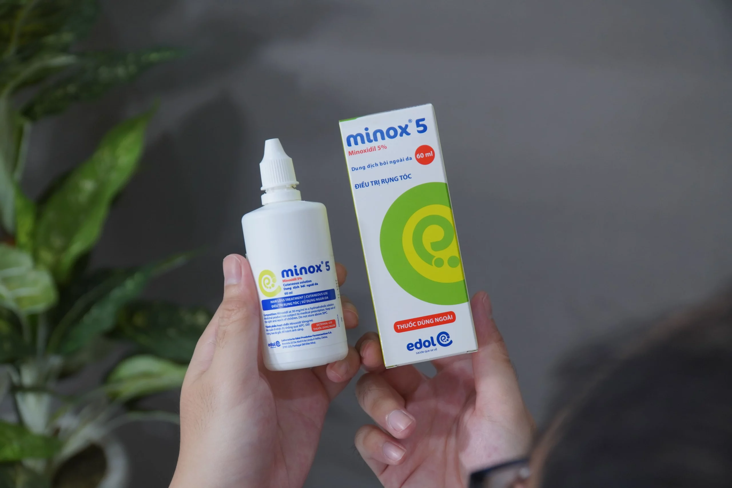 Minox là thuốc điều trị rụng tóc mức độ trung bình ở người lớn với nguyên nhân do tăng tiết Androgen